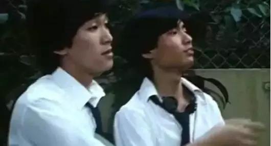 十大经典周星驰电影配角，周星驰曾为这20部影视剧跑龙套