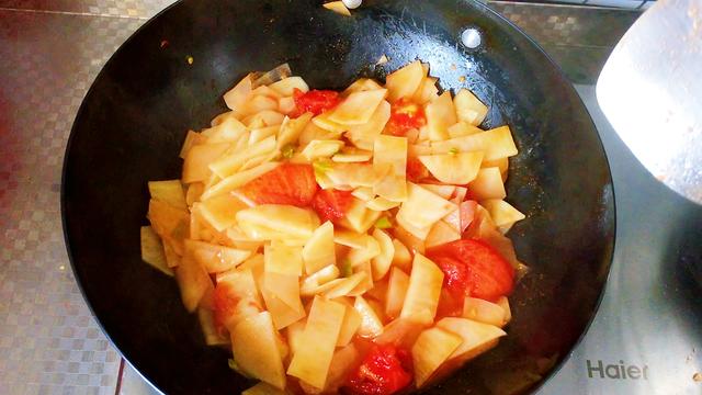 西红柿炒土豆简单做法窍门，西红柿炒土豆