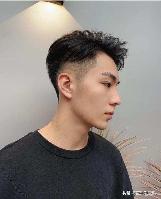 好看又符合学生标准的发型，13款很适合大学生的发型