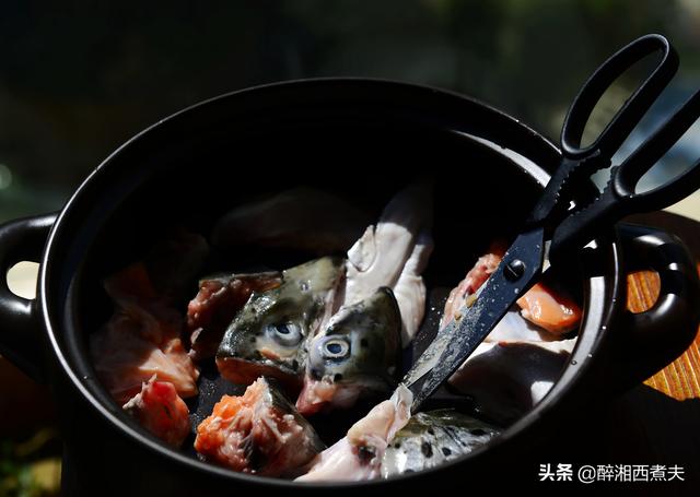 三文鱼头的做法，三文鱼头的最佳做法