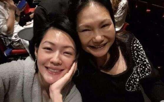 大s跟小s是亲姐妹吗，同样替老公道歉