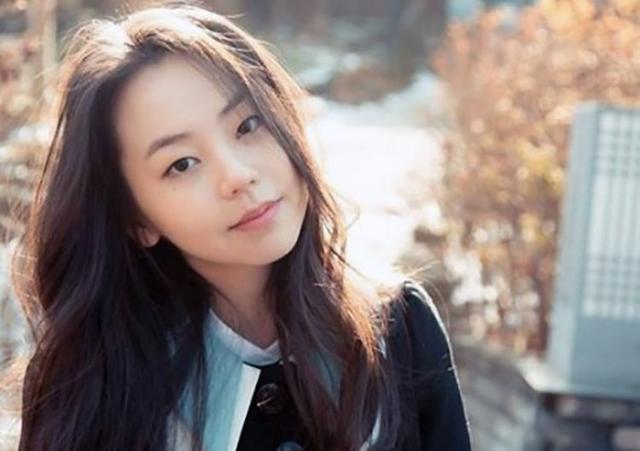 高鼻子和塌鼻子图，女生高鼻梁好看还是塌鼻梁好看（公认“巨丑”的3种鼻型）
