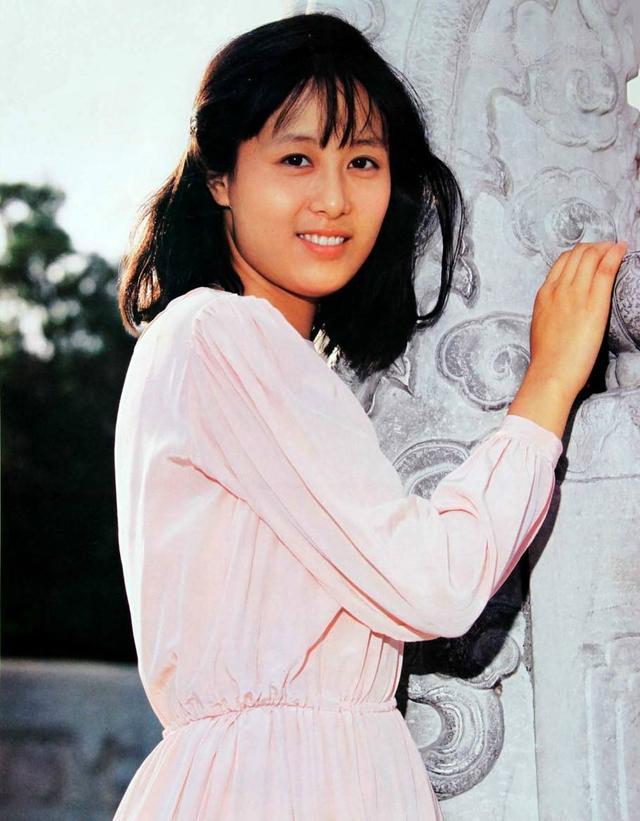 吴天明主演电视剧大全，人生主演吴玉芳罕见出镜