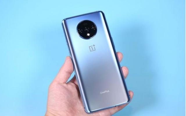120hz对比144hz哪个好，今年成为标杆的120Hz