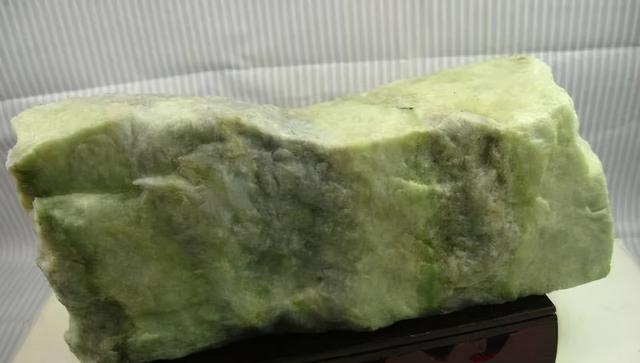 蓝田玉产地是哪里，蓝田玉为什么叫四大玉（中国四大名玉之一——蓝田玉）