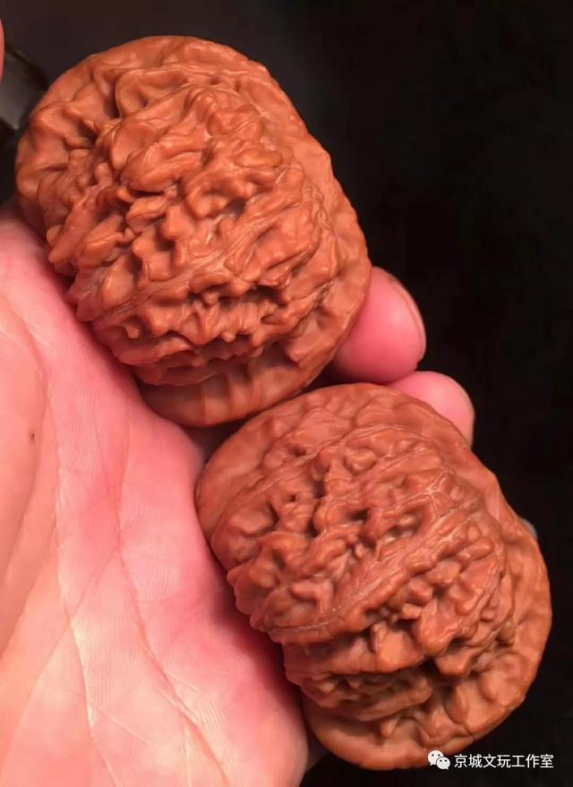核桃怎么盘玩效果最好，新入手的文玩核桃如何盘玩（要想核桃盘得好）
