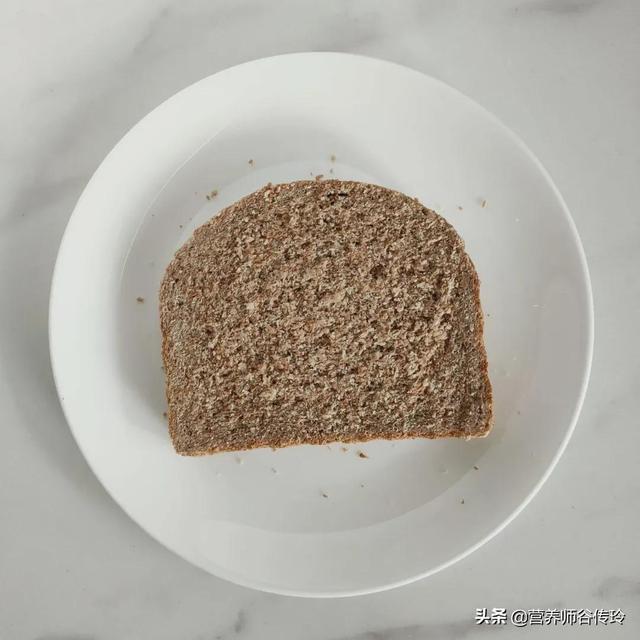 12种全麦面包，实测11款，告诉你哪款更健康