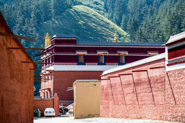 藏区十大佛寺，神奇西北100景拉卜楞寺