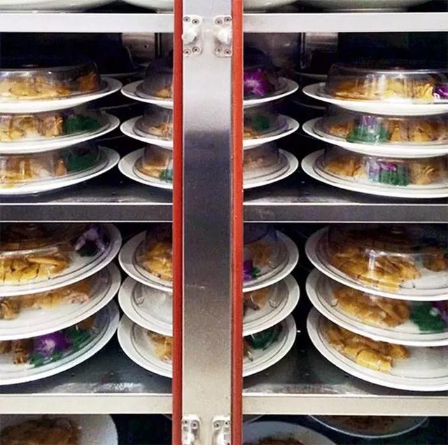 年夜饭菜单吉祥菜名，年夜饭寓意吉祥凉菜菜名大全（6样“吉祥菜”记得摆上桌）