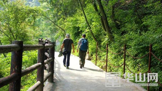 陕西省渭南市少华山景点，用美景温暖整个寒冬
