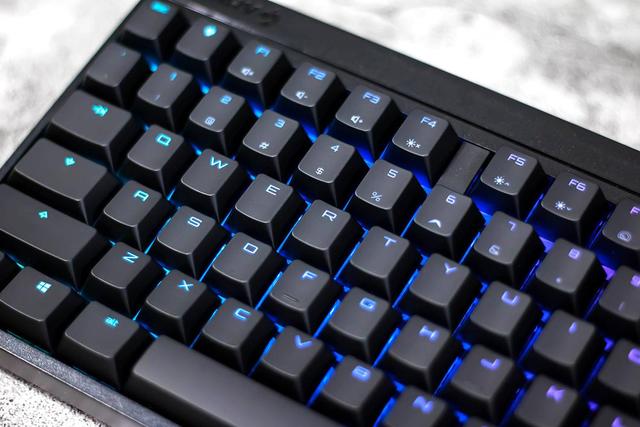 樱桃mx8.0键盘评测，樱桃MX2.0S机械键盘体验