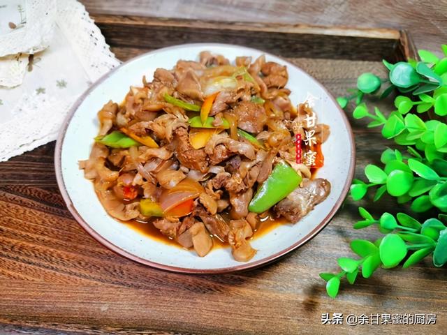 炒鸡杂怎么样又嫩又脆，家常炒鸡杂注意这两步