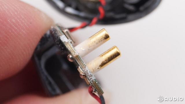 摩托罗拉蓝牙耳机vervebuds，13款采用超聚电池的TWS耳机拆解汇总