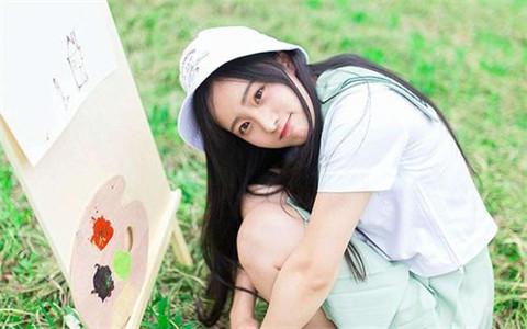 对女生表白的情话，跟女生表白很长的情话短句（最能让女孩心动的表白情话）