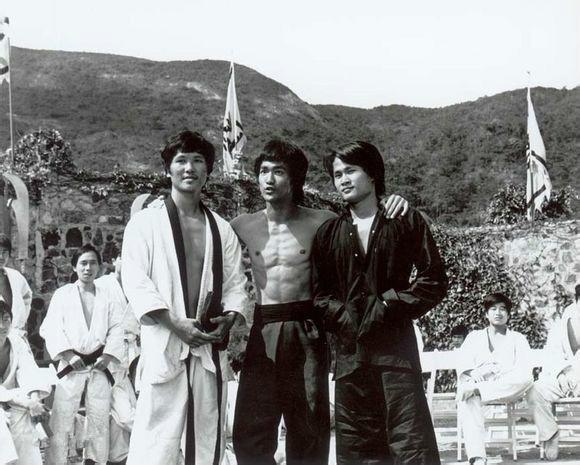 林正英去世原因，香港演员林正英死因（林正英得肝癌后）