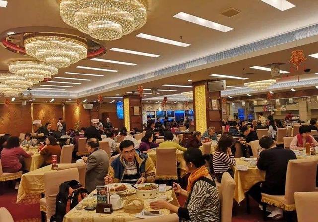 广州早茶店排名，广州这8家口碑极好的早茶店（10家老广推荐的粤式早茶代表）