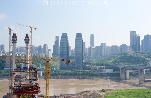 洪崖洞旅游攻略，重庆洪崖洞旅游攻略大全（洪崖洞游览指南请你查收）