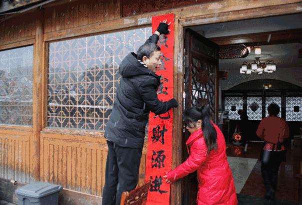 搞笑上联求下联大全，上联他大舅他二舅