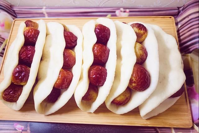 用面粉做的酥脆枣，制作方法太简单了