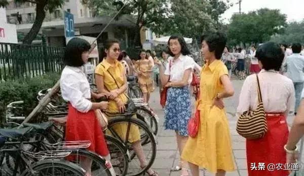 老歌经典大全80年代，盘点80年代经典老歌（80年代的那些老歌）