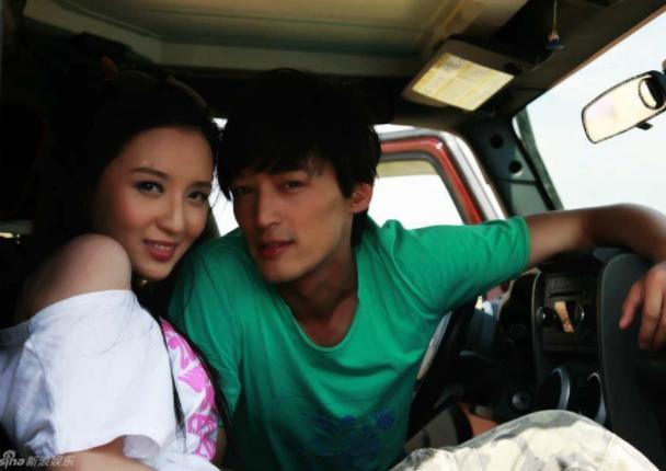 老爸老妈兄弟姐妹，张萌颜值巅峰图