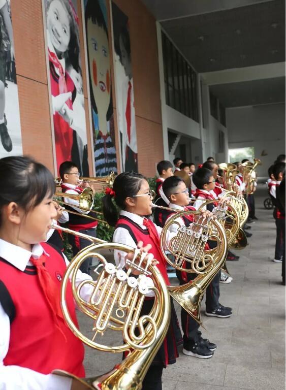 重庆谢家湾小学，重庆谢家湾小学入学要求（九龙坡三年内将增2.3万个学位）