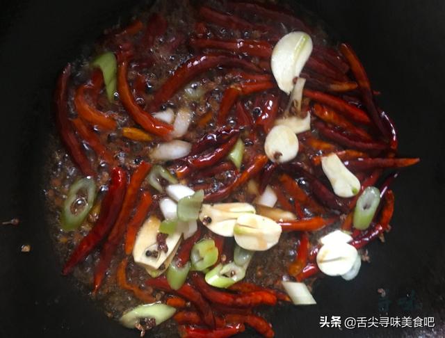 豆泡怎么做好吃，自己在家怎么做豆泡（一口下去汤汁饱满）