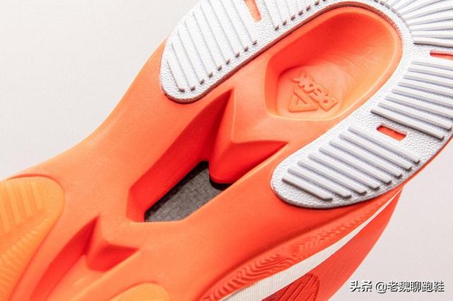 初学者适合买什么样的跑鞋，跑鞋别瞎买要买