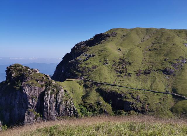 武功山旅游攻略，武功山旅游攻略一日游（江西武功山\u0026仙凤三宝亲子游记）