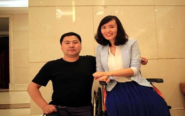 最美教师张丽莉图片，女教师张丽莉个人简历（“最美教师”张丽莉写给孩子的信）