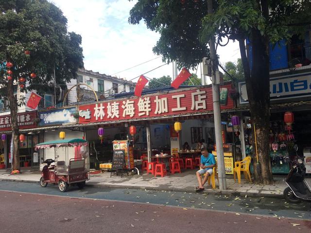 北海侨港风情街，北海侨港风情街和老街哪里更好玩（一个能够体验越南风情的旅游目的地）