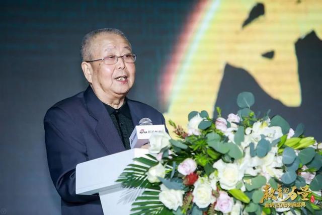 在线教育平台排名，金榜题名荣获新浪（在线教育平台排名前100名）