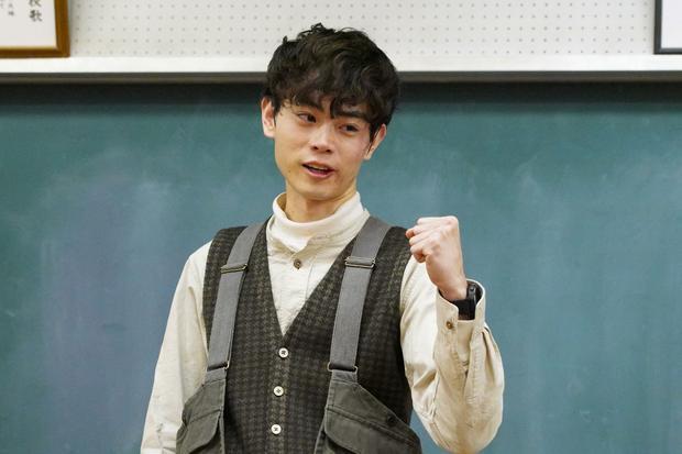 菅田将晖颜值巅峰，桐山涟和菅田将晖的形象太经典