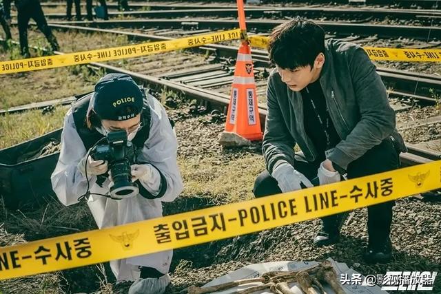 十部必看的奇幻网剧，反转烧脑这些时空穿越