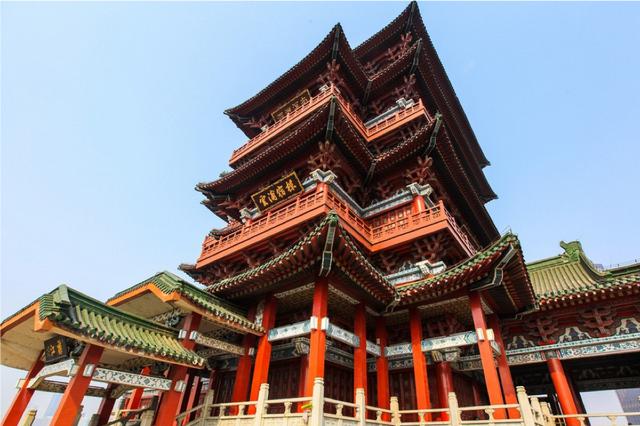 滕王阁序里面的滕王是谁，许多人都背诵过滕王阁序