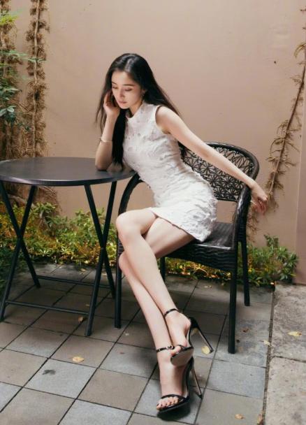 杨幂怎么去肥胖纹的(杨幂怎么减肥的)