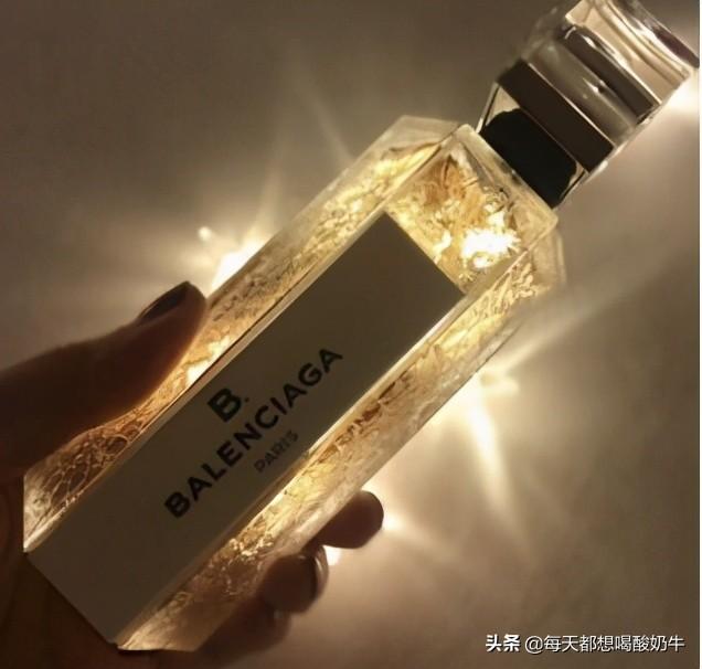 送女生什么礼物可以让她开心很久？ 送什么礼物给女朋友