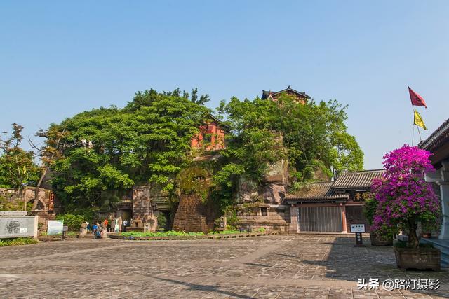 神龙山巴人石头城，广安石头城简介（四川有座谜一样的千年古堡）