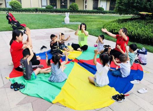 读幼儿园私立好还是公立好，给娃选择幼儿园