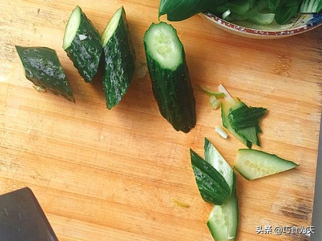 家常鸡蛋炒黄瓜做法大全，黄瓜清脆不出水