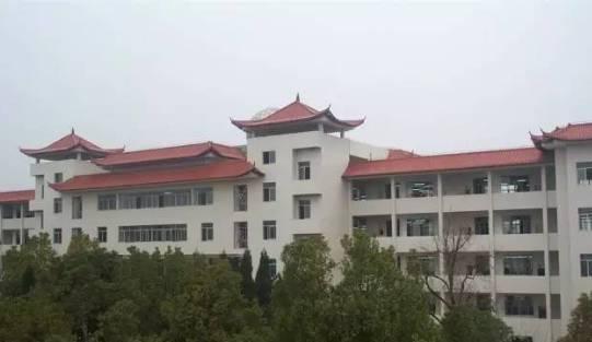 江西省南康中学，江西50个重点中学排名