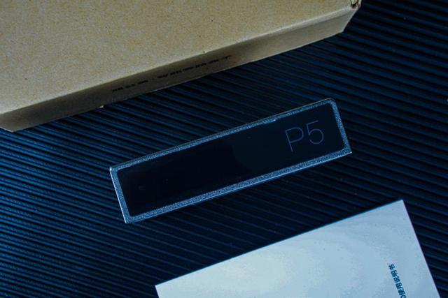 如何自建nas私有云，NAS很贵黑群很难两步让你0基础搭建私有云空间