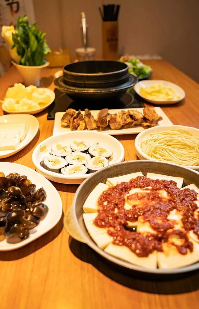 高丽王朝牛排火锅，广式黄焖牛排火锅