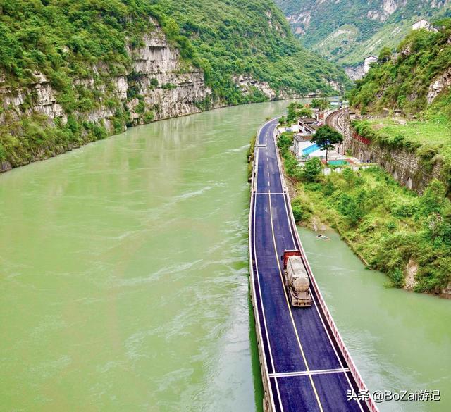 峨眉山乐山旅游，乐山攻略必去十大景点（ChatGPT五分钟整理一套乐山/峨眉山旅游攻略）