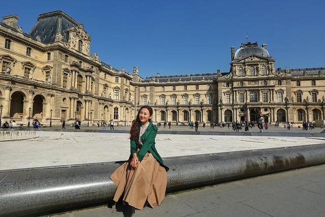 路易城堡卢浮宫，雄伟威严的卢浮宫