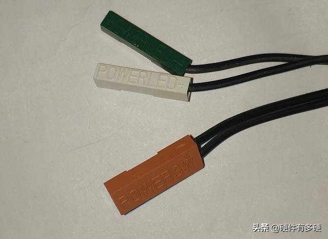 机箱接主板线怎么接图解，电脑机箱连线不会接