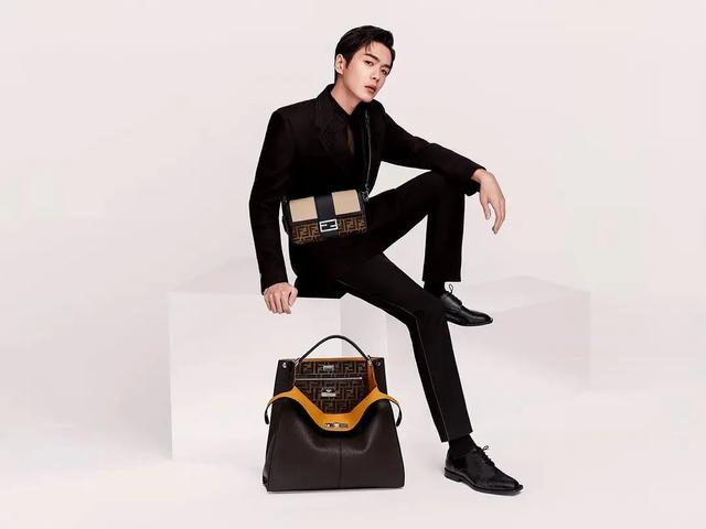 张若昀帮父亲还债是真的吗，张若昀把亲爹告了令人意外