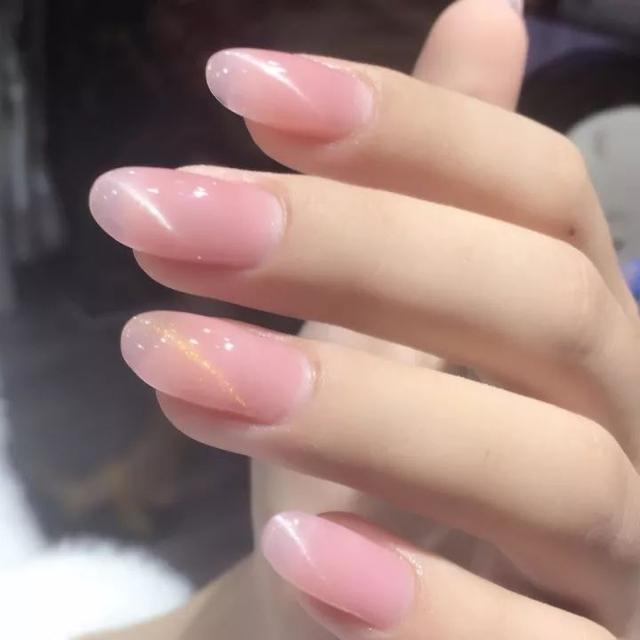 猫眼美甲多少钱，猫眼美甲和普通的美甲有啥区别（倾诚秀美甲抖音团购38元起）