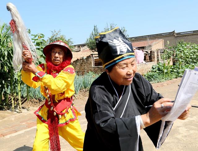 山西扭秧歌鼓乐，杨兴乡“闹”元宵