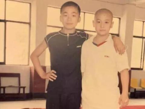 王宝强多少岁了，王宝强的真实来历（素颜出镜似普通路人）